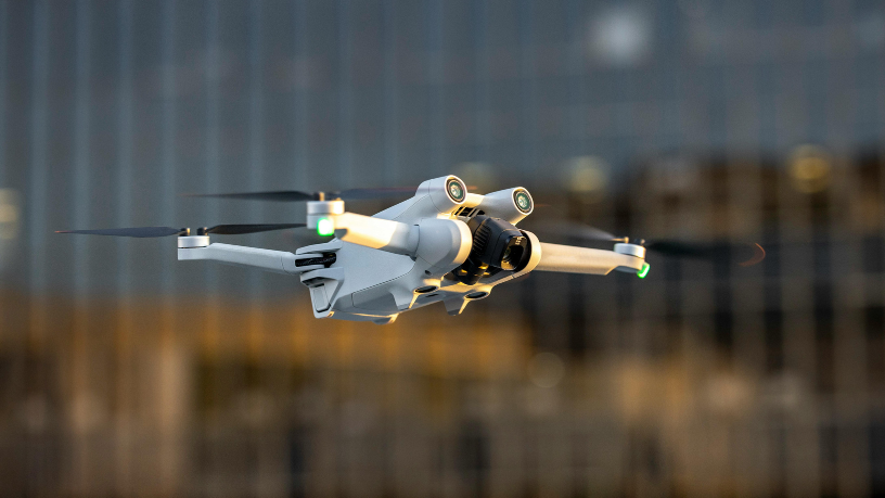 Red Tech Empreendimentos Ltda mostra como drones transformam a inspeção de pontes e viadutos, garantindo segurança e agilidade.